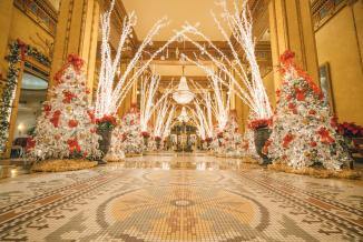 Photo of The Roosevelt Hotel's Holiday Decorations